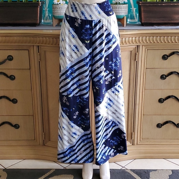 Zac & Rachel Pants - BNWT ZAC & RACHEL Wide Leg pants